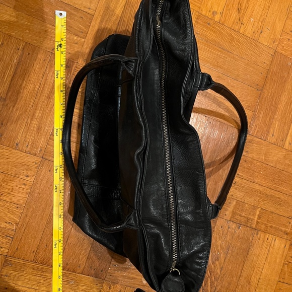Leather black shoulder bag - Picture 6 of 6